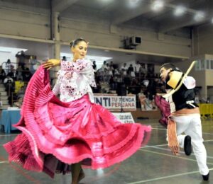 Comme les autres, la compétition et la danse