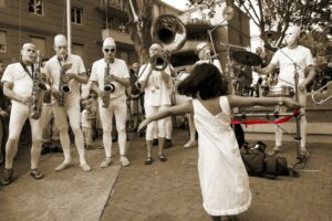 En fanfare – Objectif Image Montpellier