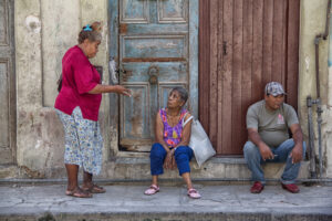 Commérages de rues et bruit de couloir – Daniel Bieysse