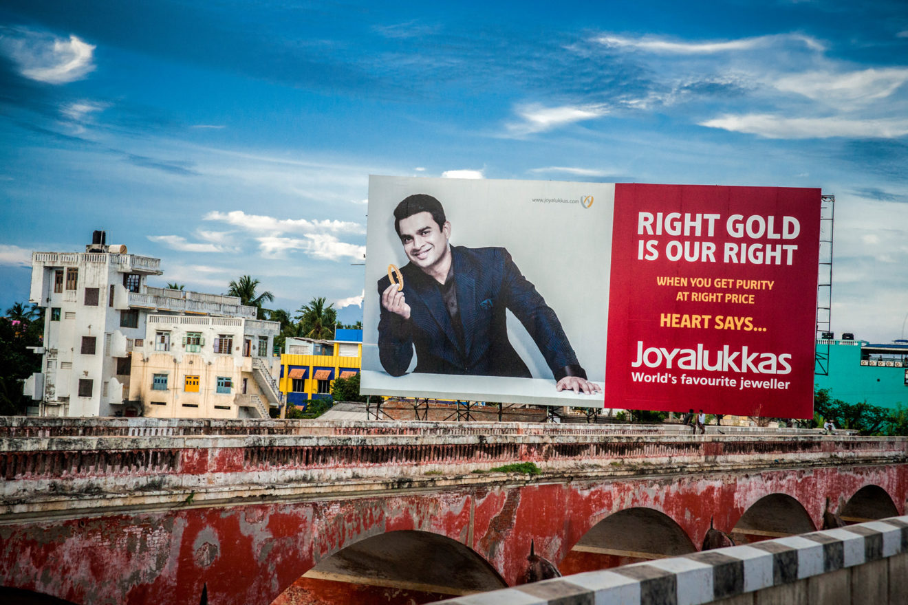 « South  India Advertising – Publicité envahissante » – Pierre Le Cabec