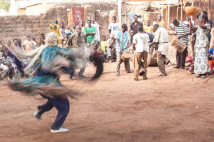 « Danse aves les esprits de la Brousse » (Mali)- Daniel Bieysse
