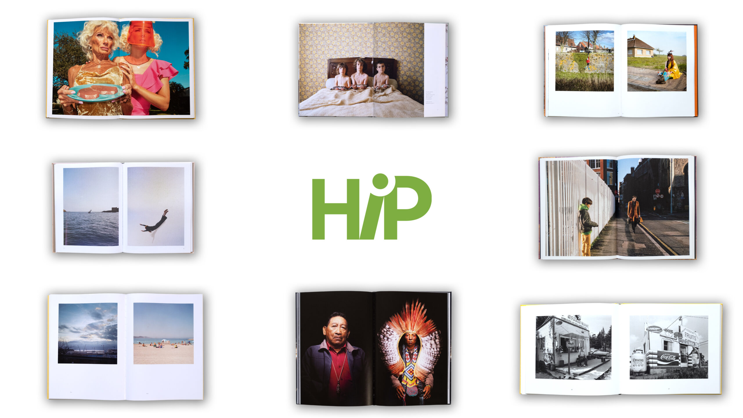 Exposition « Une bibliothèque photographique, 40 femmes à livre ouvert »